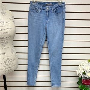Levi's Light Blue Women's Skinny Jeans